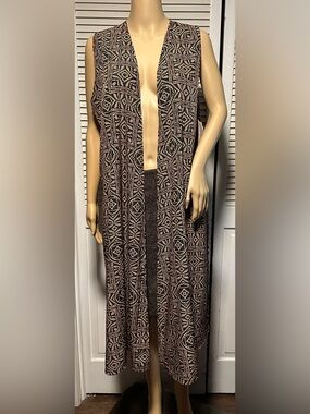 NWT Lularoe Joy Boho Satin Duster Vest Brown Geometric Sleeveless Women’s Large